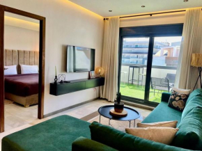 Marina Bay Beach View - 2 Bedroom & Terrace